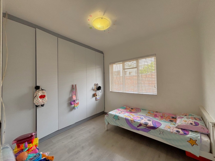 4 Bedroom Property for Sale in Wynberg Western Cape